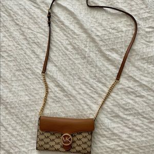 Michael Kors Crossbody Bag